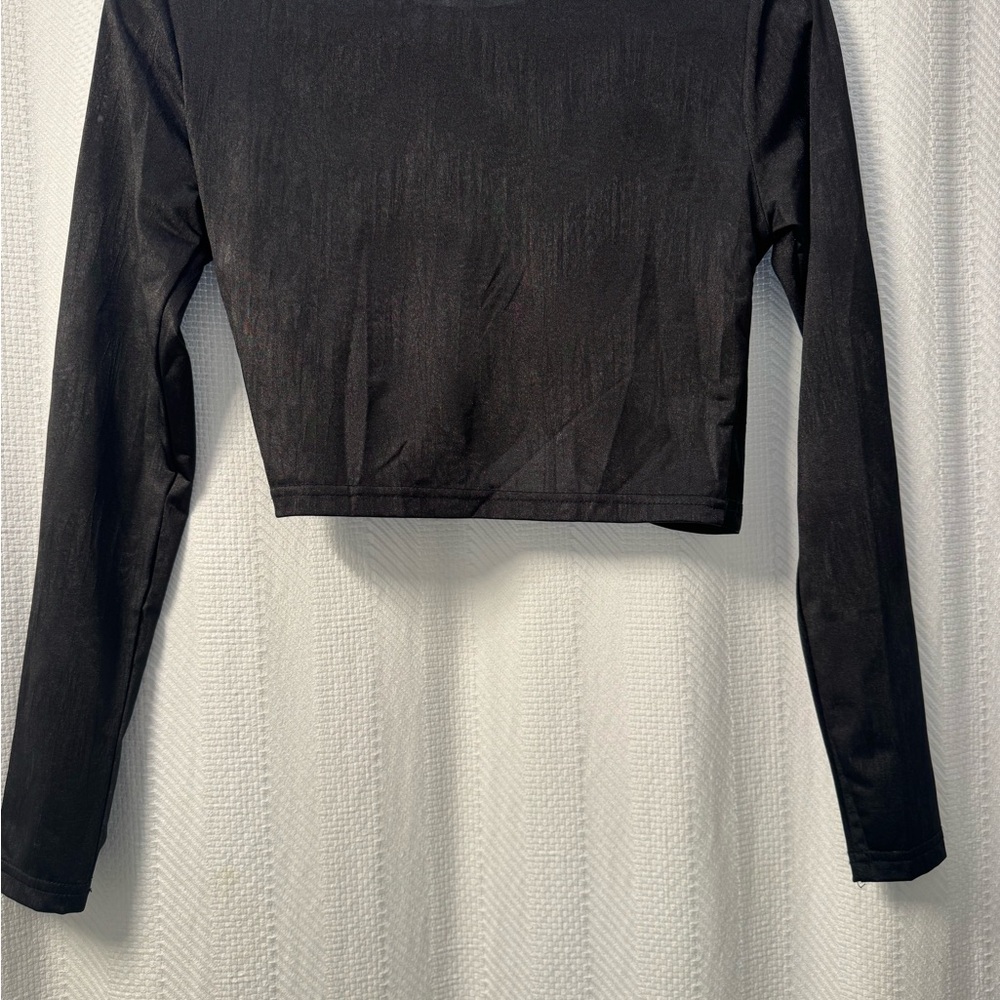 Superdown Crop Top - Picture 4 of 4